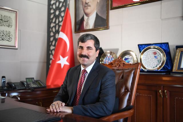 Muş Belediye Başkanı Feyat Asya, 8 yılda yaptıkları tüm projeleri Haberler.com'a anlattı