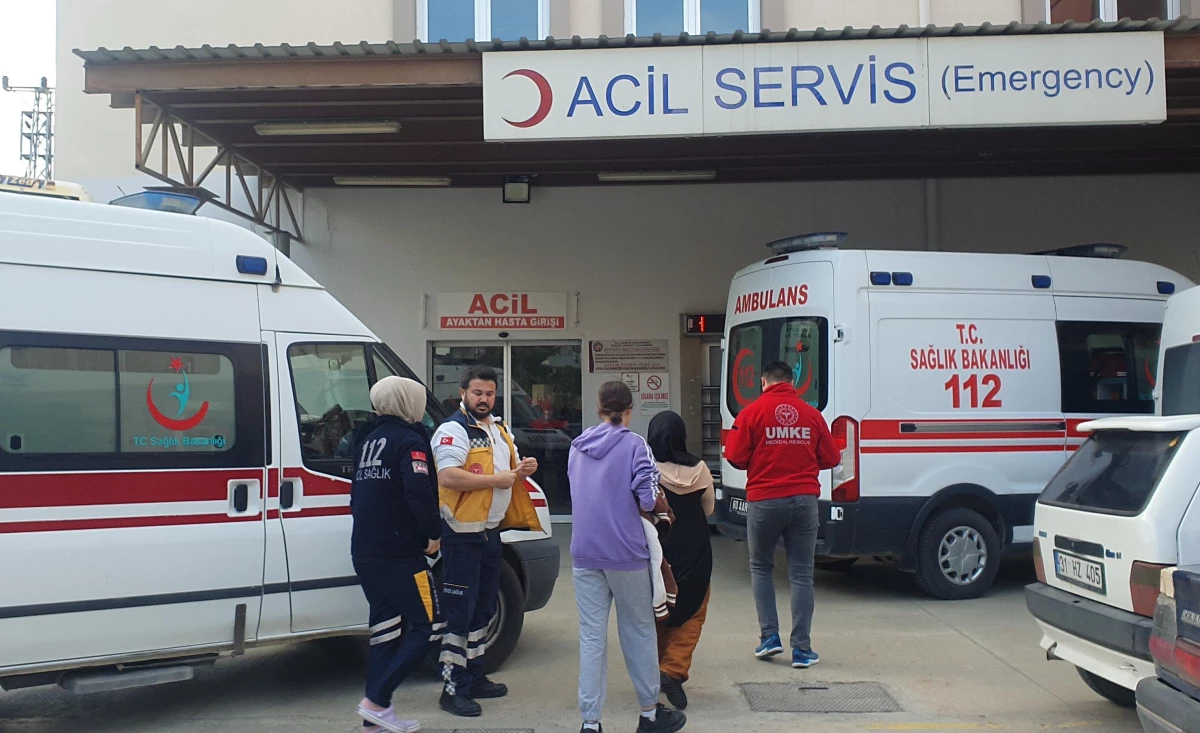 Osmaniye\'de gıda zehirlenmesi şüphesiyle hastaneye kaldırılan 23 öğrenci taburcu edildi