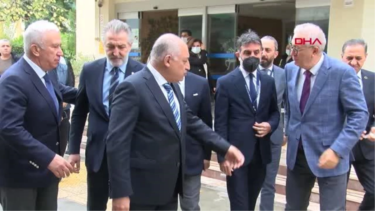 SPOR TFF Başkanı Büyükekşi, İzmir\'de Vali Köşger ve kulüplerle buluştu