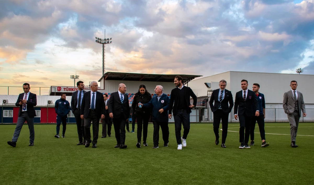 TFF Başkanı Mehmet Büyükekşi, Altınordu tesislerini ziyaret etti