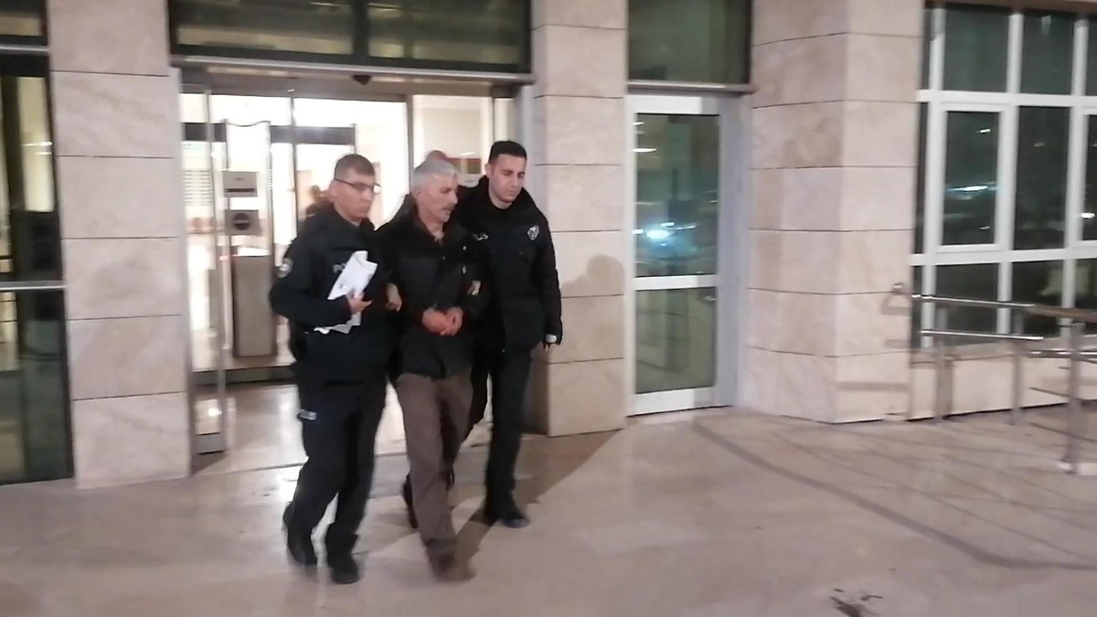 Doktoru darbeden hasta yakını tutuklandı