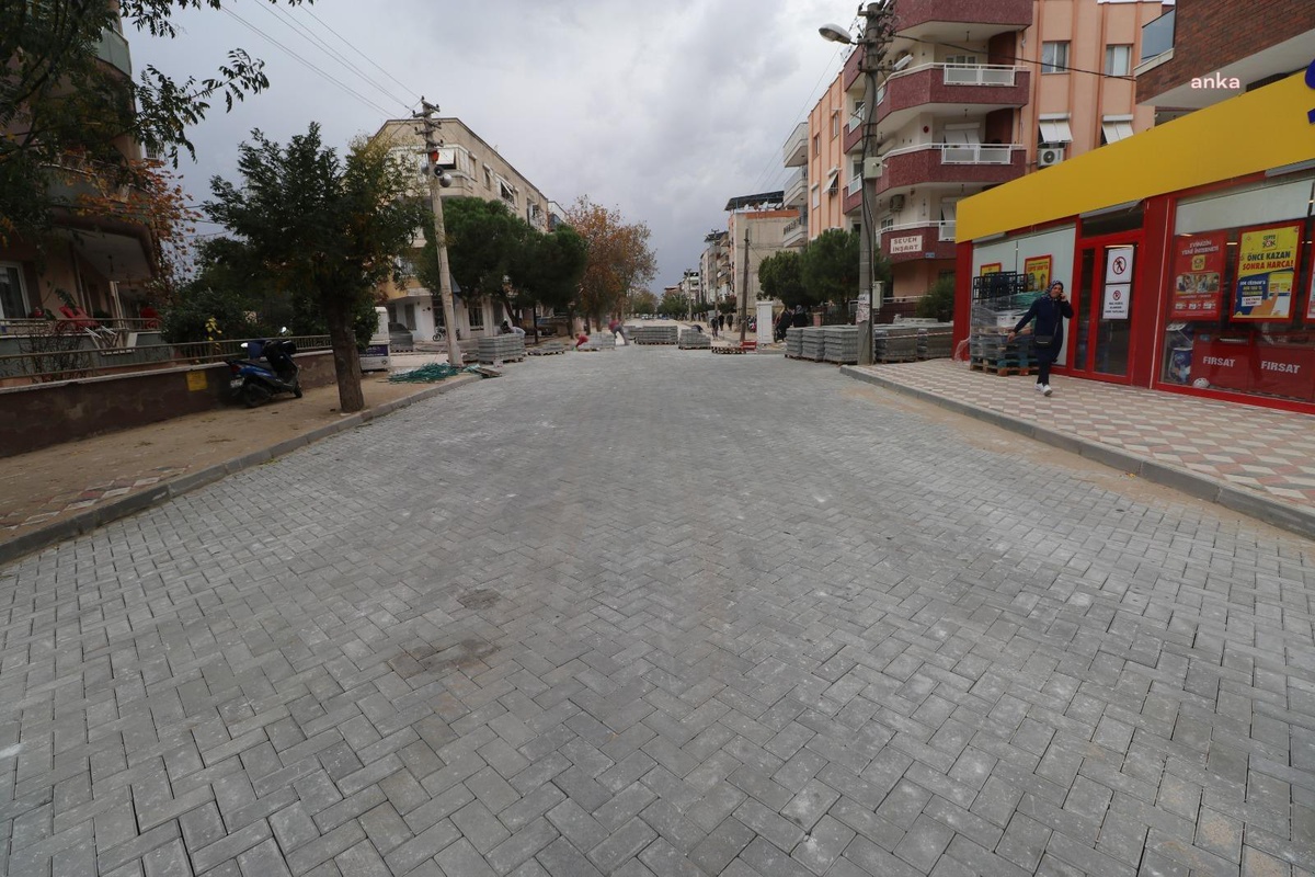 Turgutlu Belediyesi Çamlıca Yolu\'nda Çalışmalara Devam Ediyor