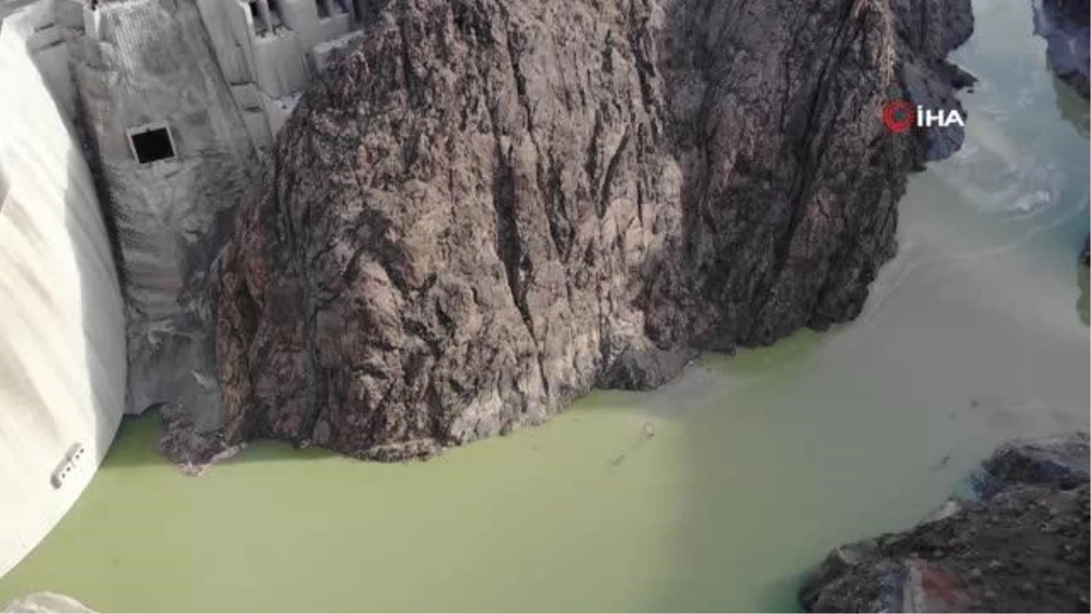 Yusufeli Barajı\'nda sular yükselmeye başladı