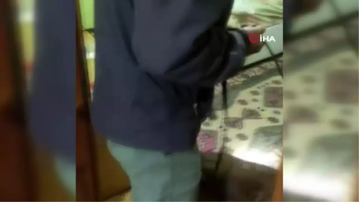 Berenin içinden Afgan sakızı, sigara paketinden kenevir tohumu çıktı