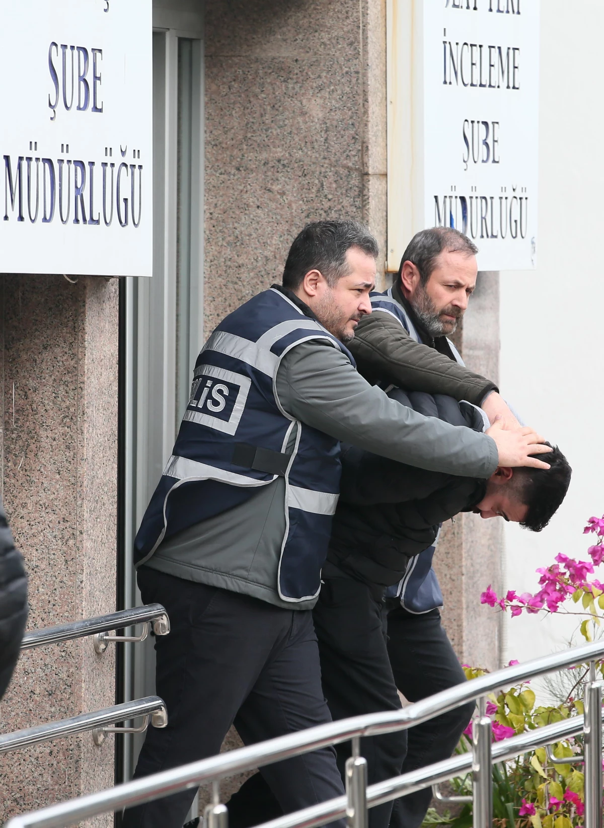 Göztepe-Altay maçındaki olaylara ilişkin gözaltına alınan 28 şüpheli adliyede