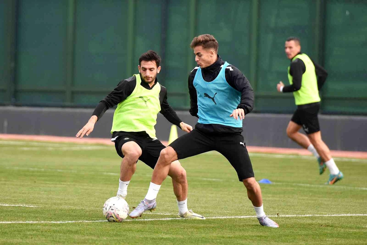 Manisa FK\'da Keçiörengücü maçının hazırlıkları başladı