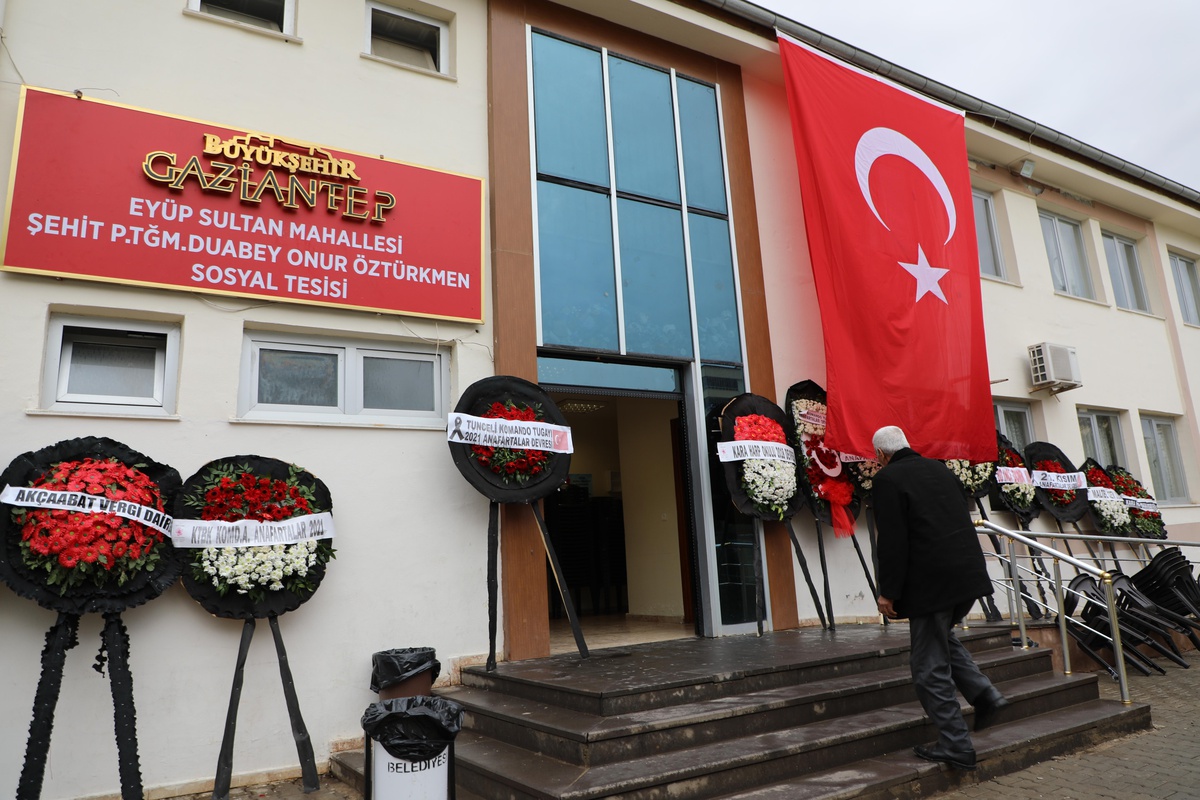 Şehit Teğmen Öztürkmen\'in adı taziyesinin kabul edildiği sosyal tesiste yaşatılacak