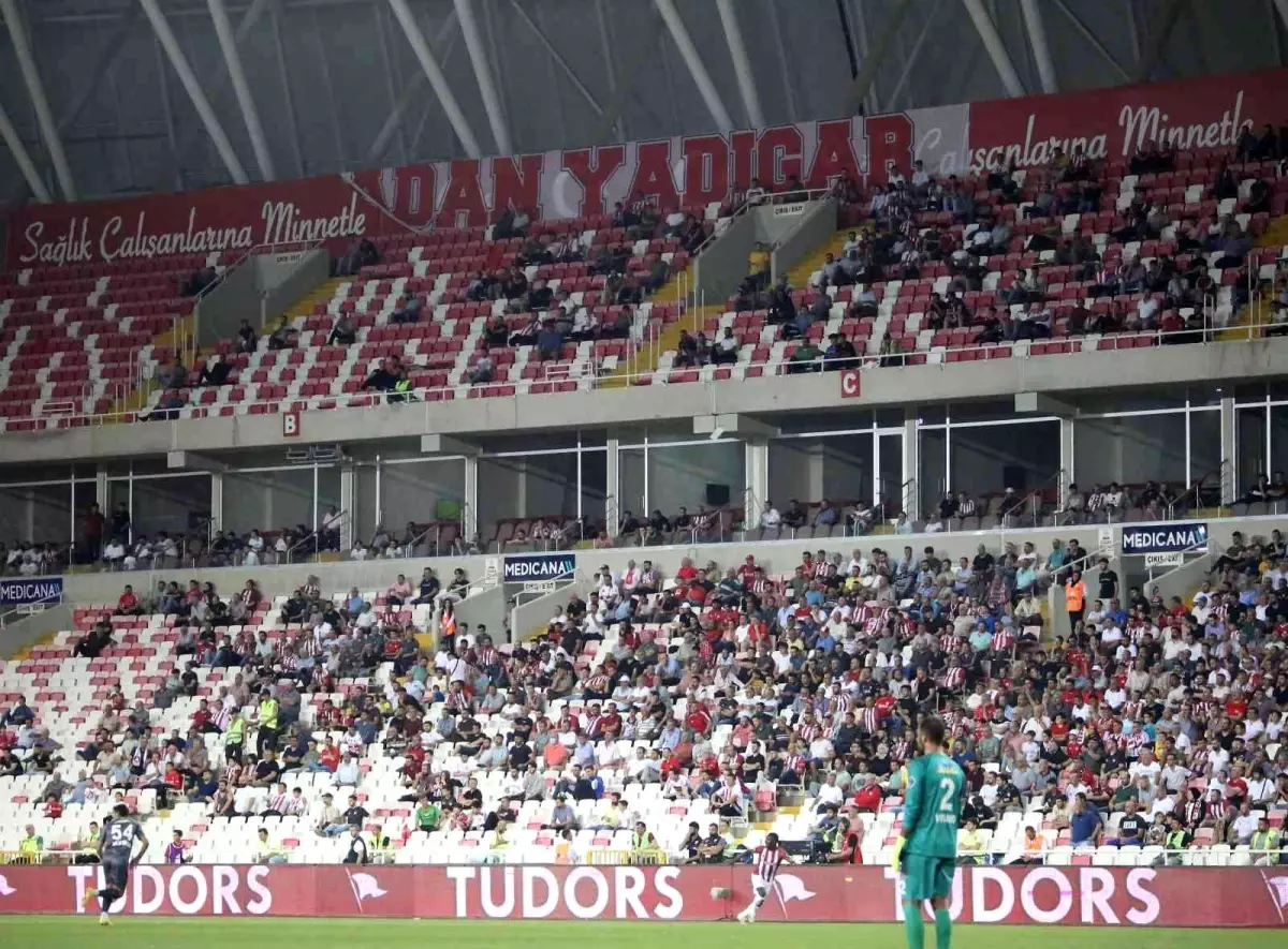 Sivasspor maçlarına taraftar gelmiyor!