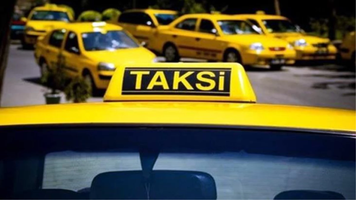 İBB\'nin UKOME toplantısında İstanbul\'daki 1803 minibüs ve 322 dolmuşun taksiye dönüştürülmesine karar verildi
