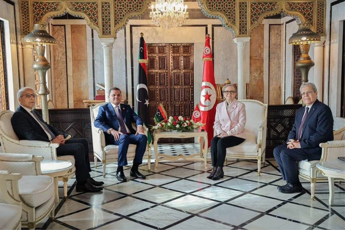 Tunus Başbakanı, Libya Ulusal Birlik Hükümeti Başbakanı ile iş birliğini güçlendirmeyi görüştü