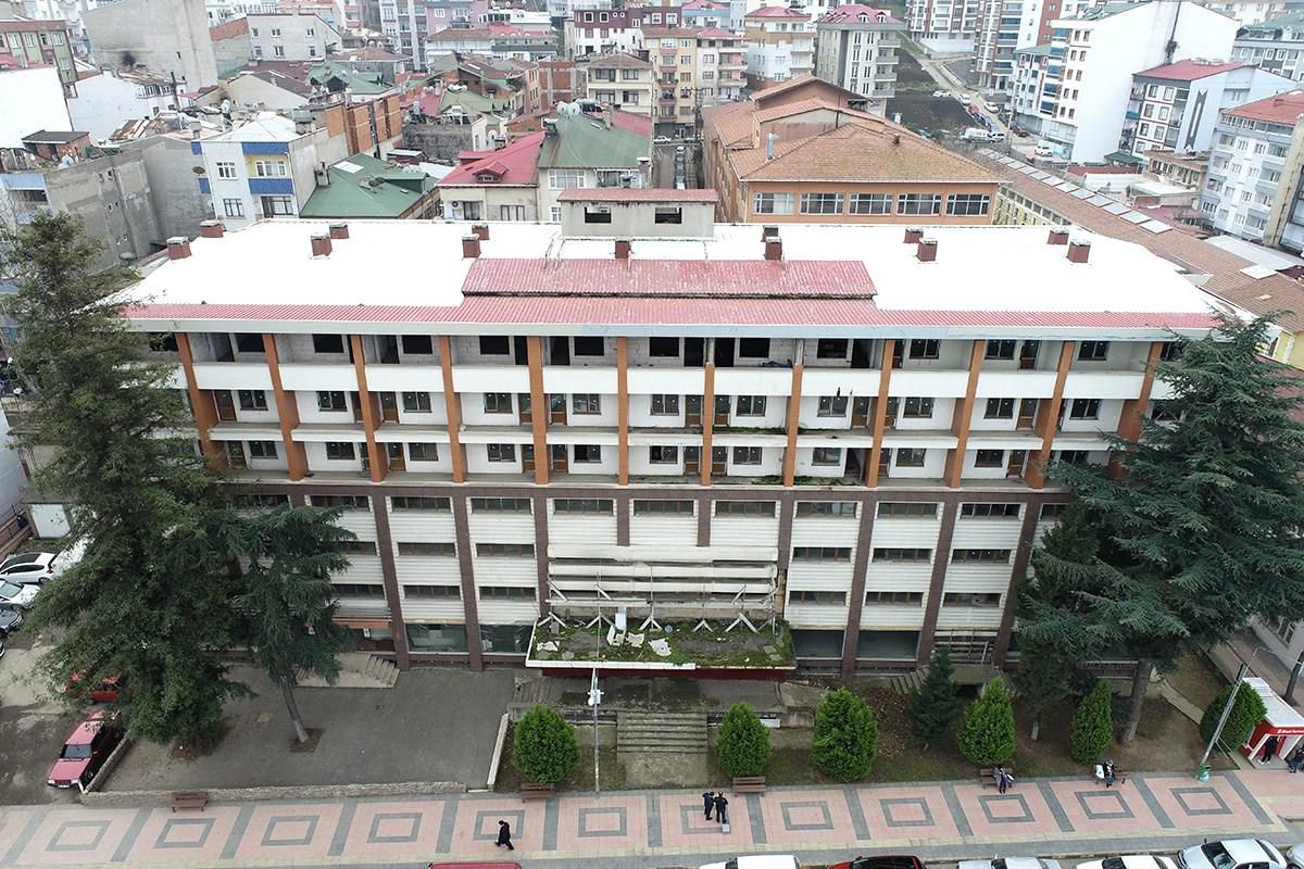 Akçaabat\'taki eski Tekel binası 4 yıldızlı otel olacak