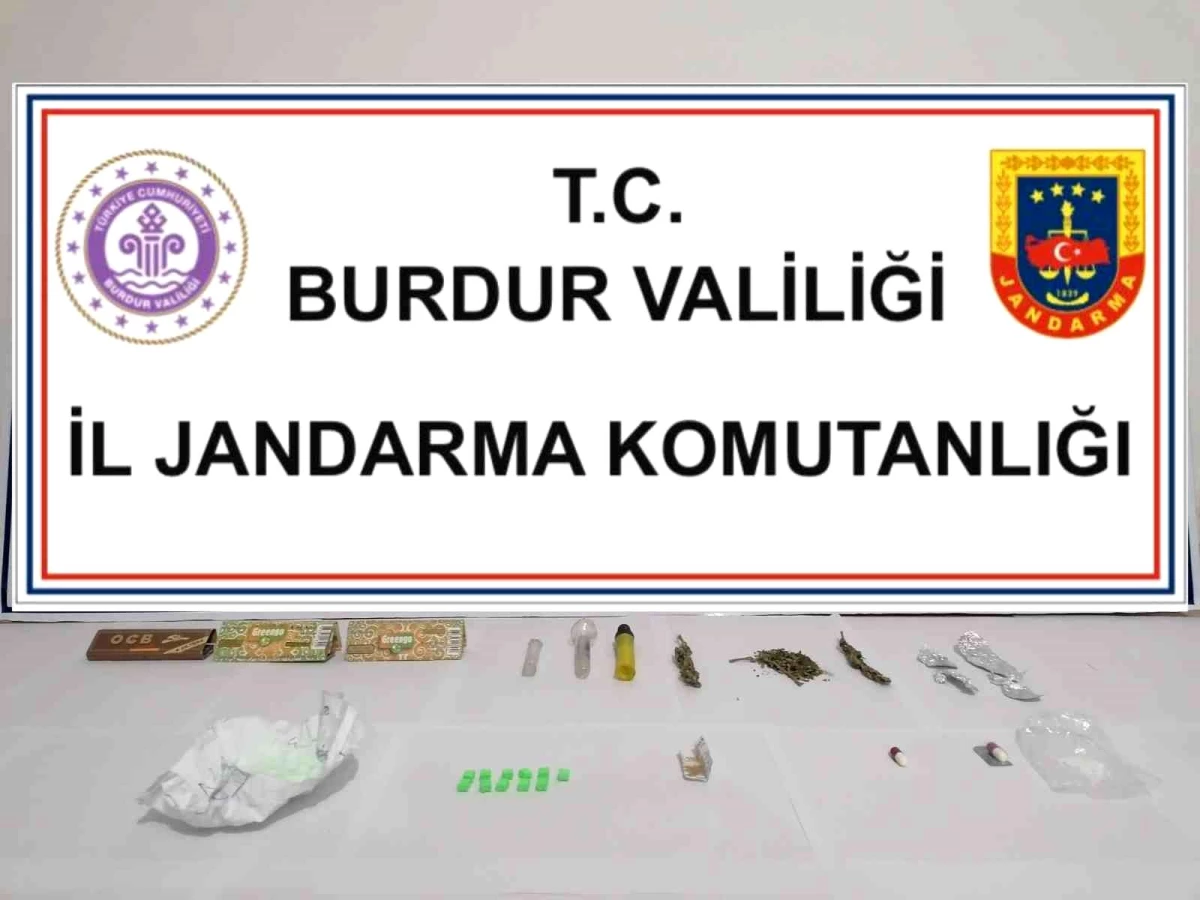 Burdur\'da uyuşturucu madde kullanan 3 kişiye işlem yapıldı