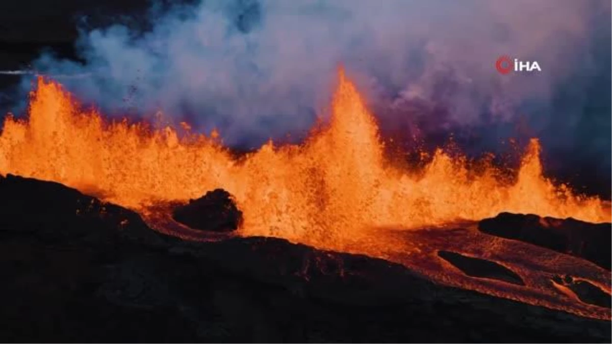 Hawaii\'deki Mauna Loa yanardağı lav püskürtmeye devam ediyor