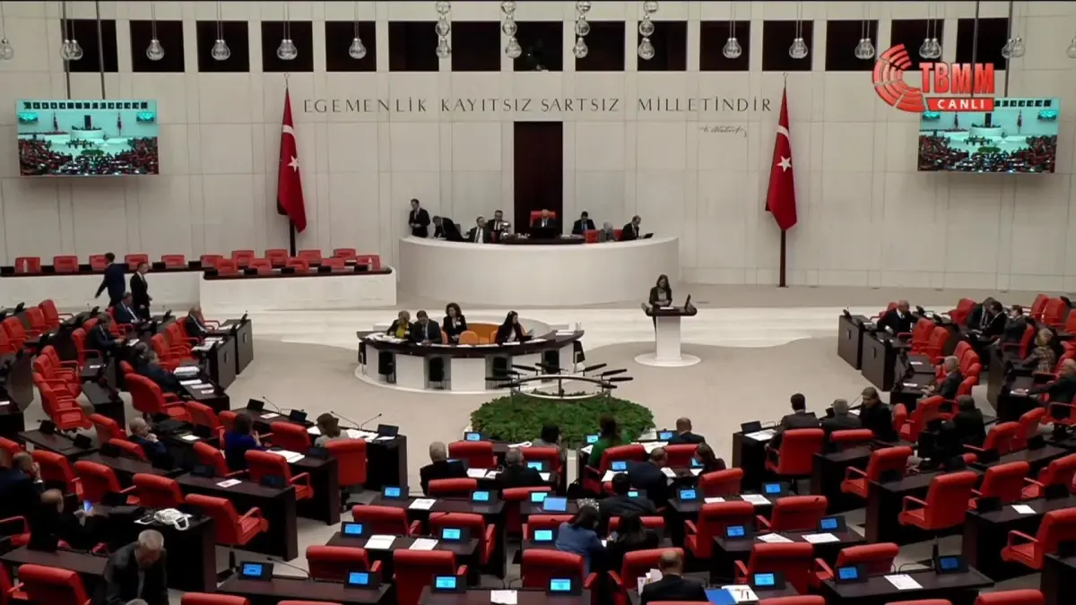 Hdp\'nin Asgari Ücretle İlgili Genel Görüşme Önergesi, TBMM Genel Kurulu\'nda AKP ve MHP Milletvekillerinin Oylarıyla Reddedildi