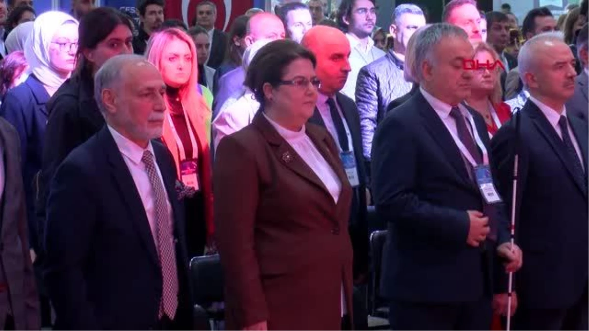 İSTANBUL-BAKAN YANIK ENGELLİLERE ÖZEL ÜRÜN YA DA HİZMET SUNAN KURULUŞLARIN TEK ÇATI ALTINDA TOPLANMASI, İHTİYAÇLARI KARŞILAR