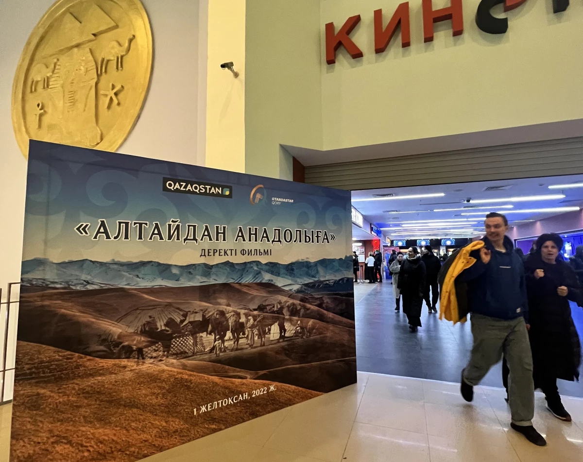 Kazakistan\'da 70 yıl önce Kazakların Anadolu\'ya göçünü anlatan belgesel tanıtıldı