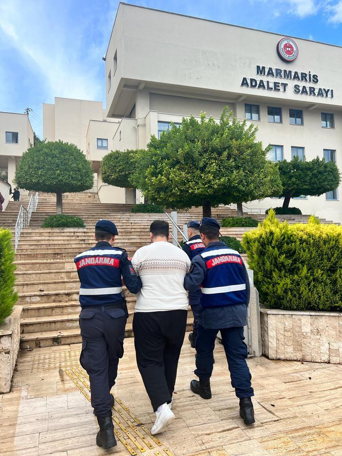 Muğla\'da uyuşturucu operasyonunda yakalanan zanlı tutuklandı