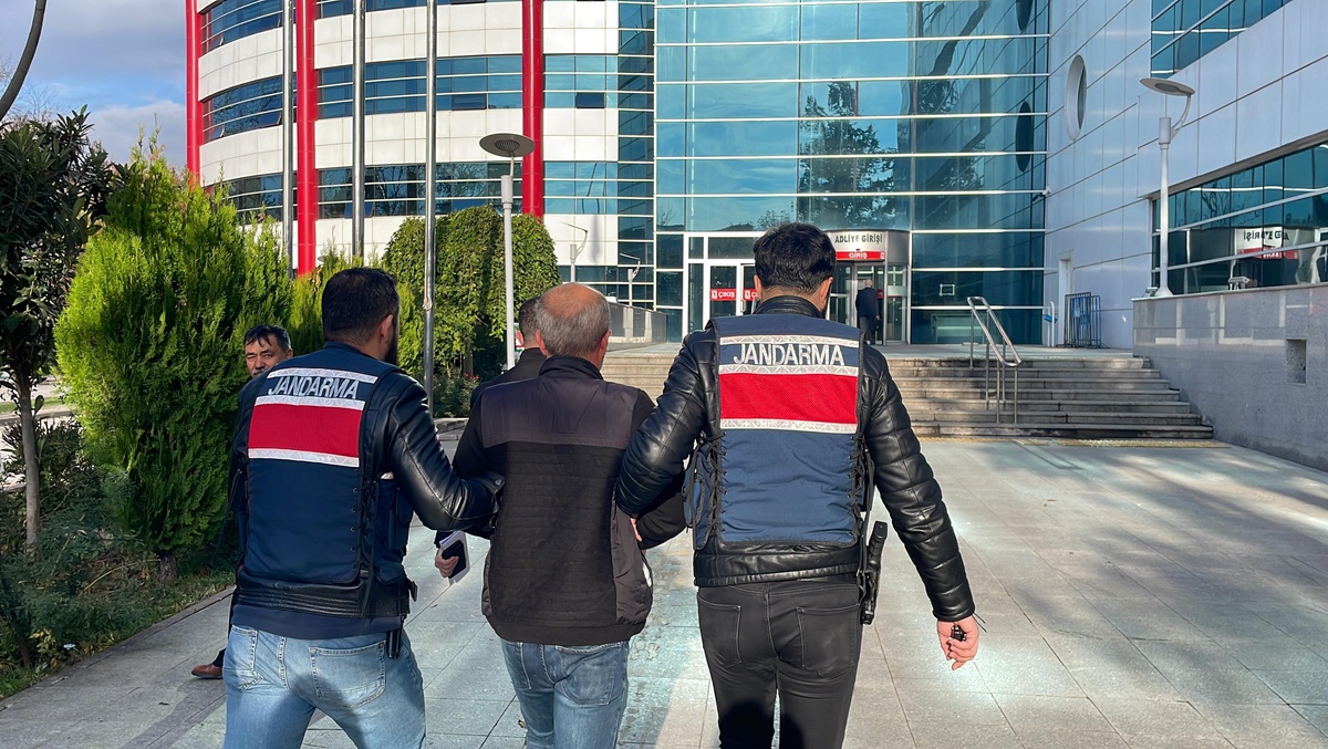 Adıyaman\'da PKK/KCK operasyonunda yakalanan zanlı tutuklandı