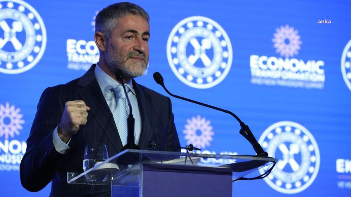 Bakan Nebati'den 'Eyt' Açıklaması: 'İşverenlerimizin Kıdem Tazminatı Yükünü Kgf Kefaletiyle Karşılayabilecekleri Kredi Paketi Hazırlıkları Başlatıldı'