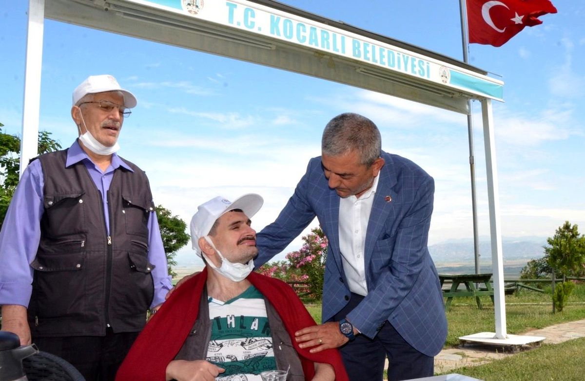 Başkan Kaplan, "Engelli vatandaşlarımızın her zaman yanlarındayız"