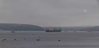 ÇANAKKALE - Derin denizde boru indirme gemisi 'Castorone' Çanakkale Boğazı'ndan geçti