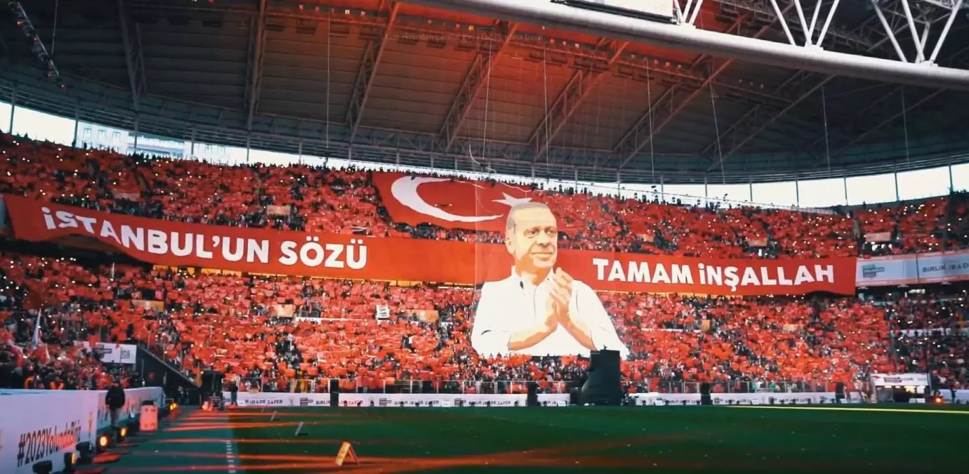 \'Çırpınırdı Karadeniz\' şarkısı Cumhurbaşkanı Erdoğan\'a uyarlandı