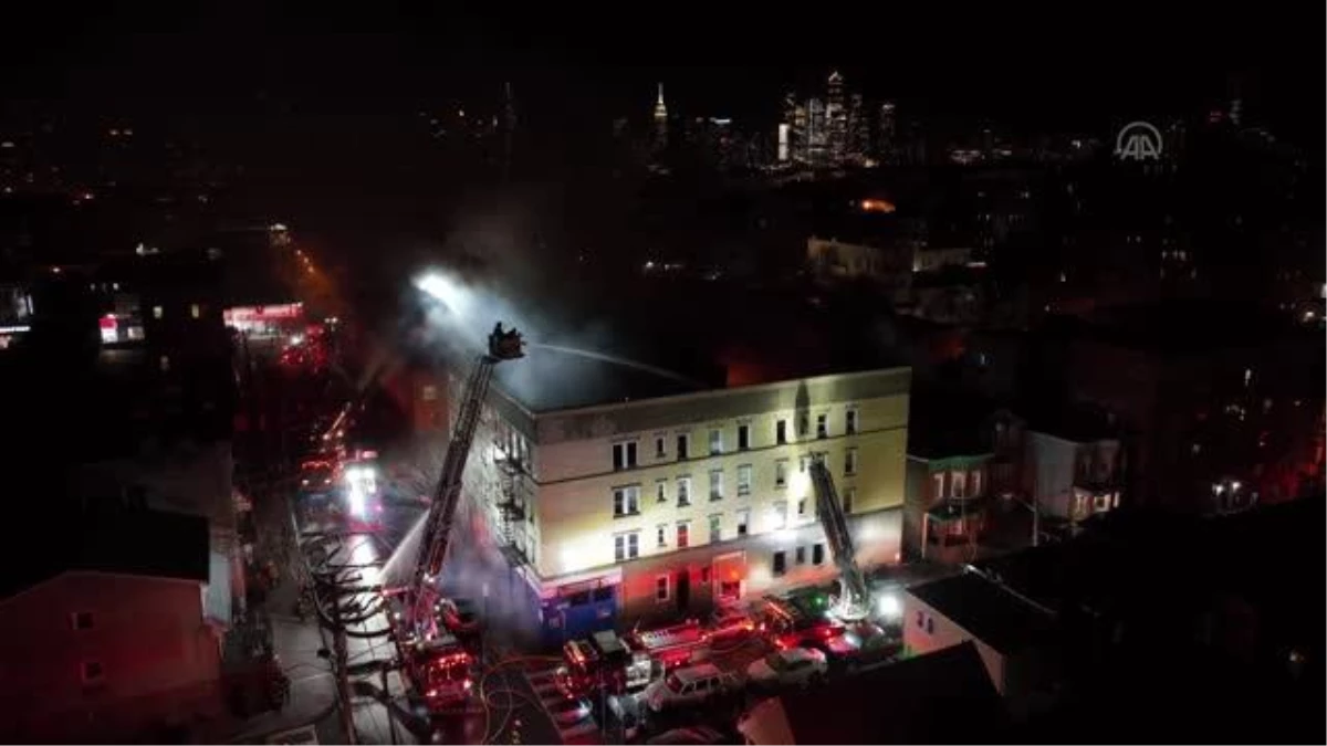 (DRON) NEW JERSEY - ABD\'de yardım kuruluşuna ait binada yangın