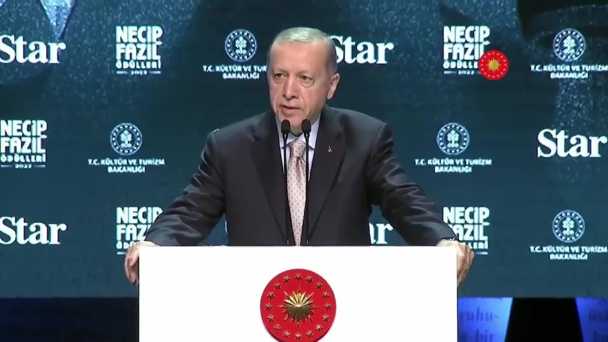Cumhurbaşkanı Erdoğan: "Türkiye Yüzyılı ile milletimizin önüne yeni bir vizyon koyarken üstadın da hayalini hayata geçiriyoruz"