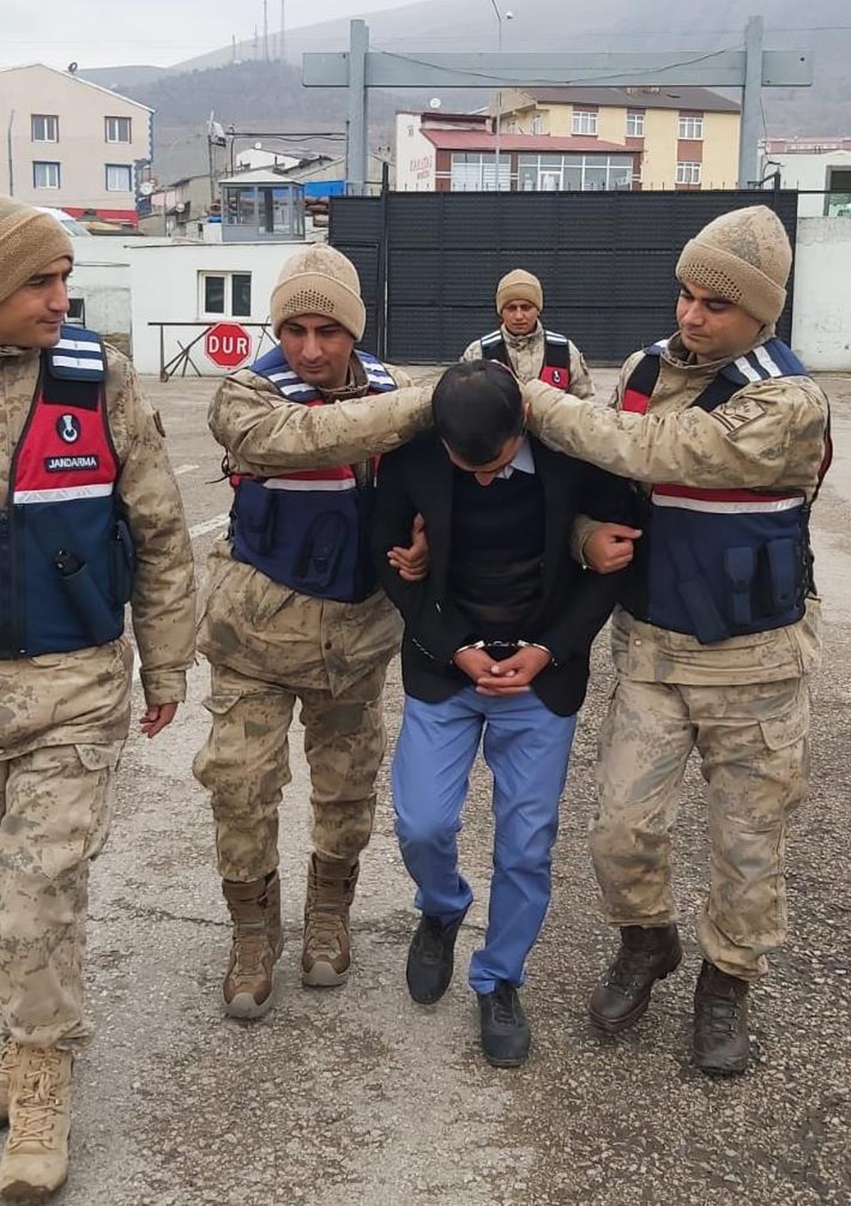 Erzurum\'da FETÖ üyeliğinden aranan şüpheli tutuklandı