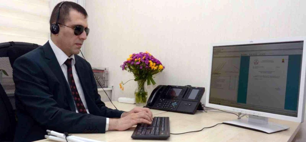 MEB\'de görme engelli personel evrak işlemlerini artık daha kolay yapabilecek