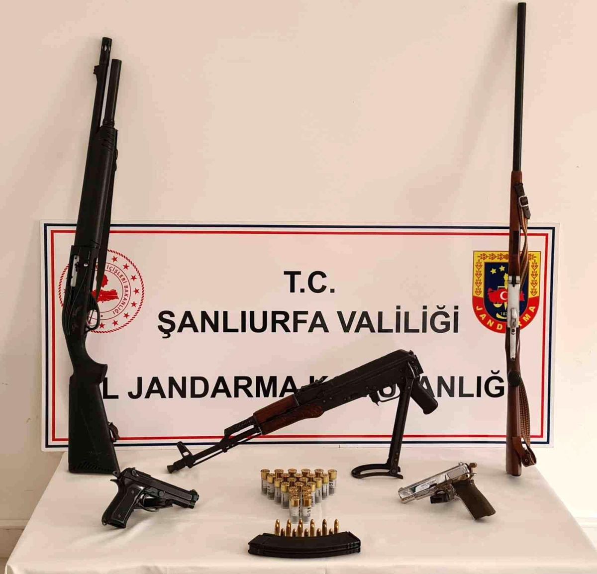 Şanlıurfa\'da silah kaçakçılarına darbe