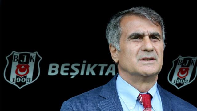 Sosyal medya yıkıldı! Şenol Güneş'teki değişikliği fark edenlerin ağzı açık kaldı: Estetik yaptırmış Sosyal medya yıkıldı! Şenol Güneş'teki değişikliği fark edenlerin ağzı açık kaldı: Estetik yaptırmış