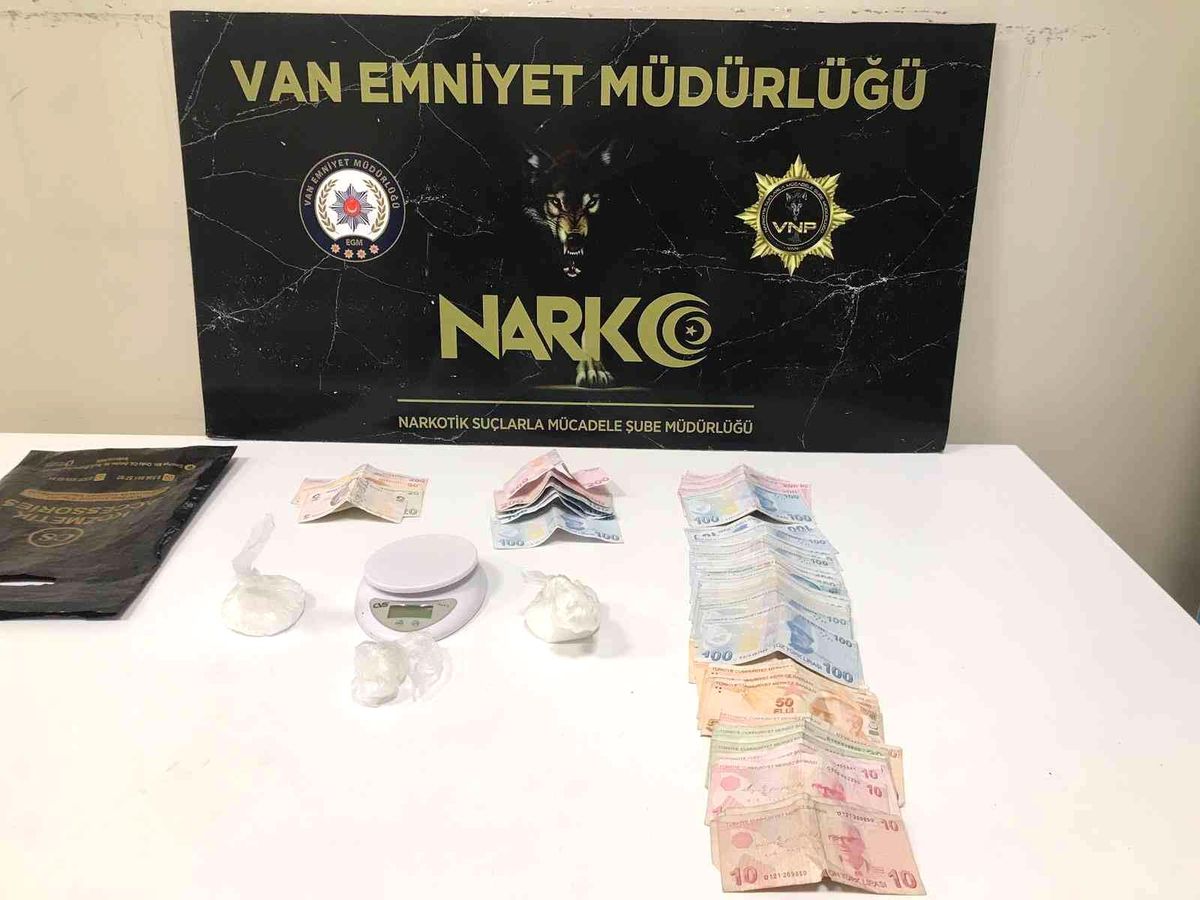 Van\'da \'torbacı\' operasyonu