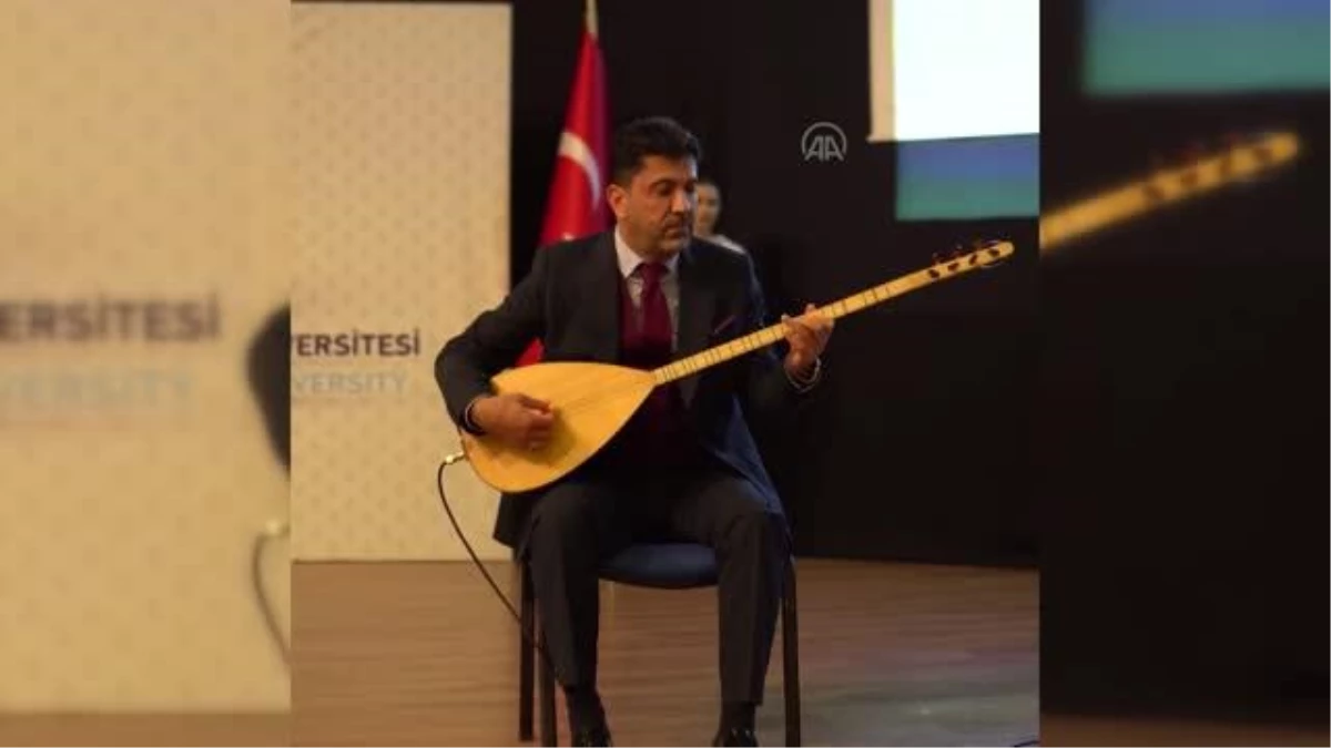 ADÜ Rektörü Prof. Dr. Aldemir, engelsiz dans gösterisinde bağlama çaldı