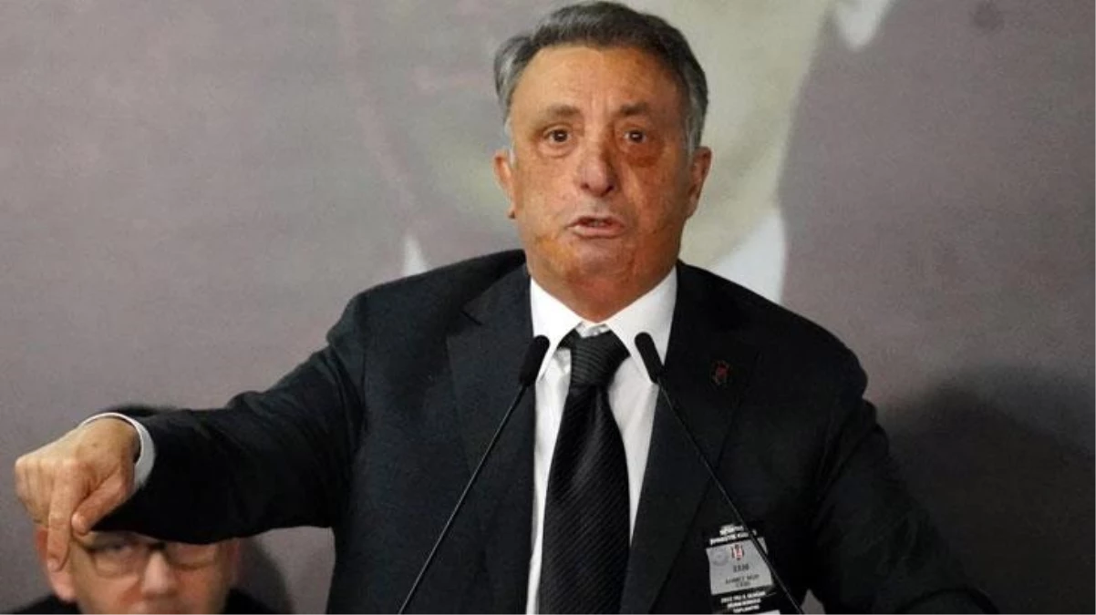Beşiktaş Başkanı Ahmet Nur Çebi, Divan Kurulu Başkanı Tevfik Yamantürk\'ün ağır sözleri sonrası kürsüyü terk etti