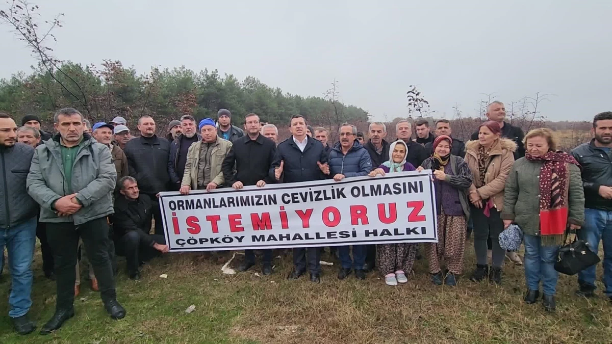 Edirne\'de 5 Bin Dekar Ormanlık Alanın Özel Bir Şirkete Verilmesi Bölge Sakinlerince Protesto Edildi