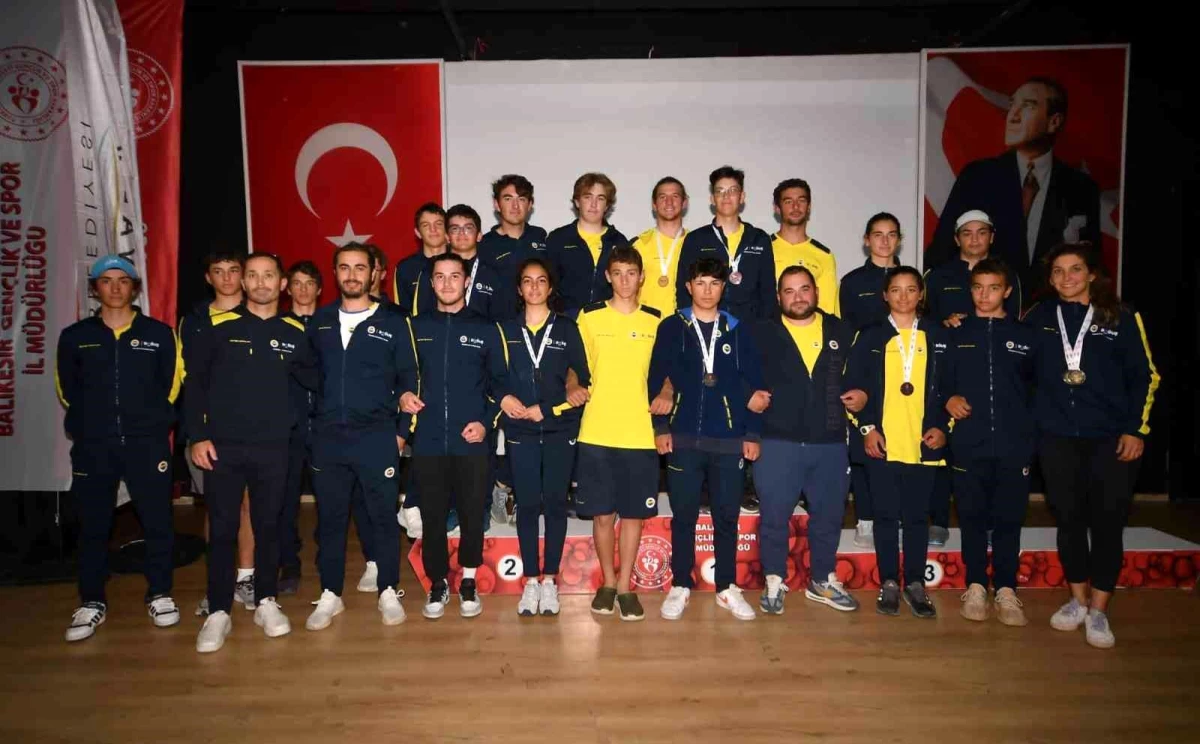 Fenerbahçe Yelken\'den tarihi başarı
