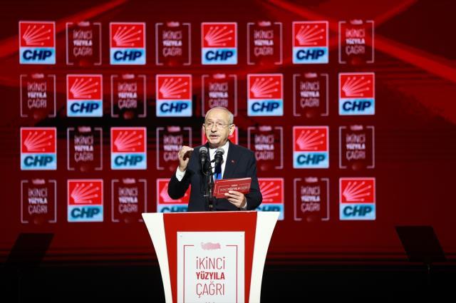 Kılıçdaroğlu, CHP'nin vizyon toplantısında partisinin istikrarlı büyüme modeli ve para politikaları konusundaki yol haritasını açıkladı