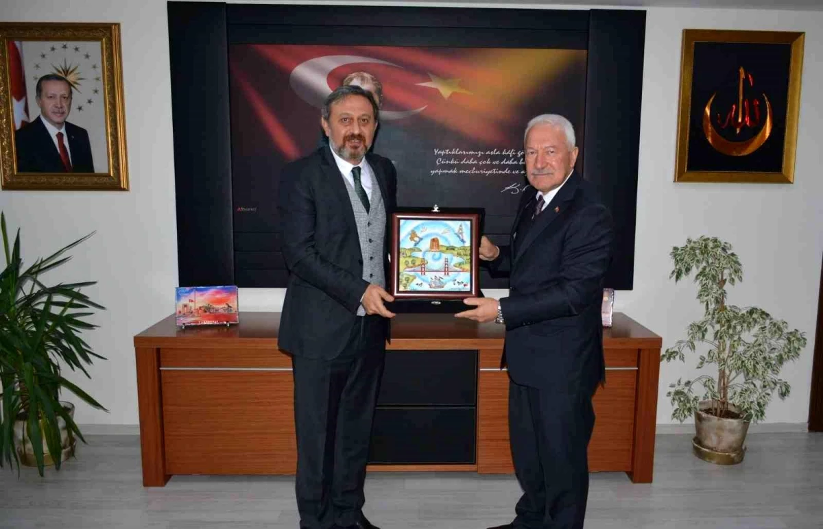 Kocaeli Milletvekili Mehmet Akif Yılmaz, Başkan Yılmaz\'ı ziyaret etti