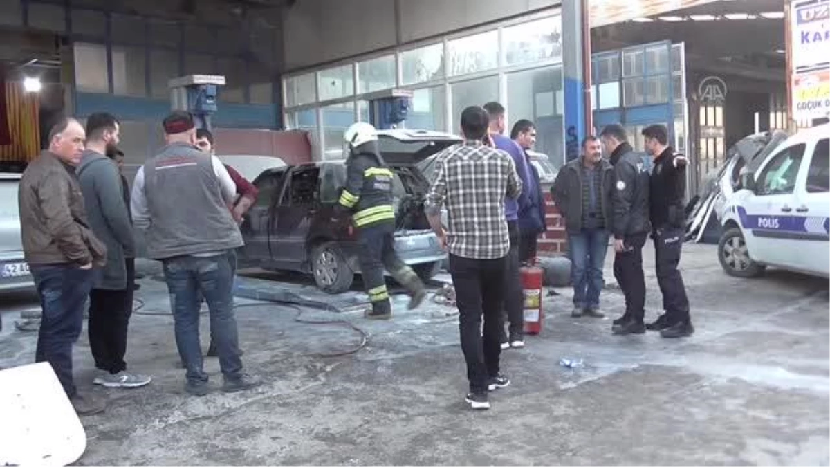 Konya\'da LPG\'li otomobilden sızan gaz patlamaya yol açtı, 5 kişi yaralandı