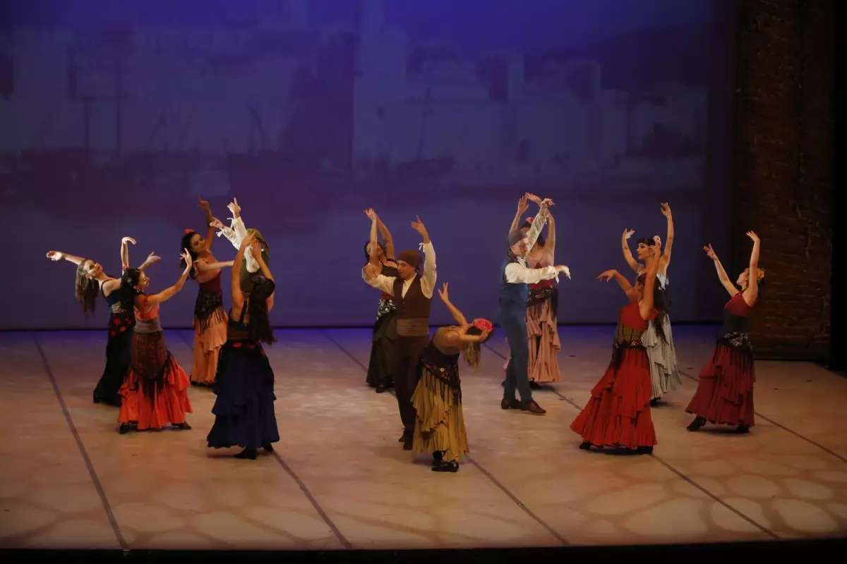 Samsun Devlet Opera ve Balesi "Carmen" balesini sahneledi