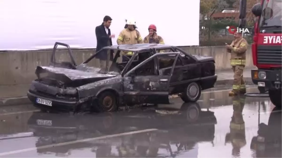 Seyir halinde alev alan araç hurda yığınına döndü