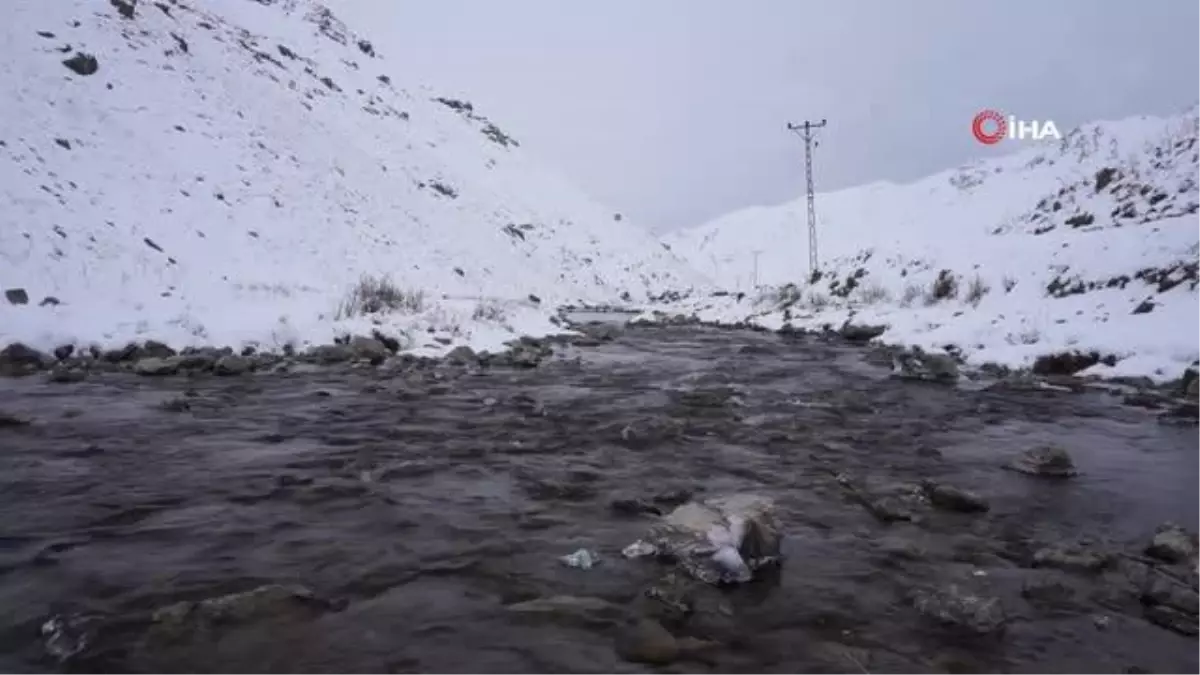 Yeşilöz Deresi buz tuttu, dere yatağı 6 ay buz pistine dönecek