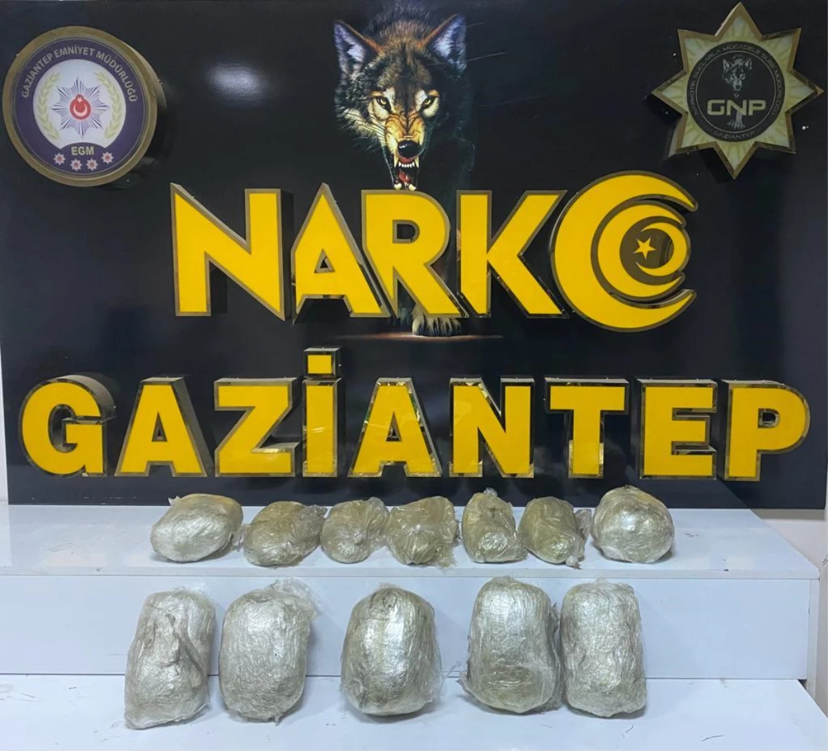 Gaziantep\'te bir araçta 7 kilogram sentetik uyuşturucu ele geçirildi