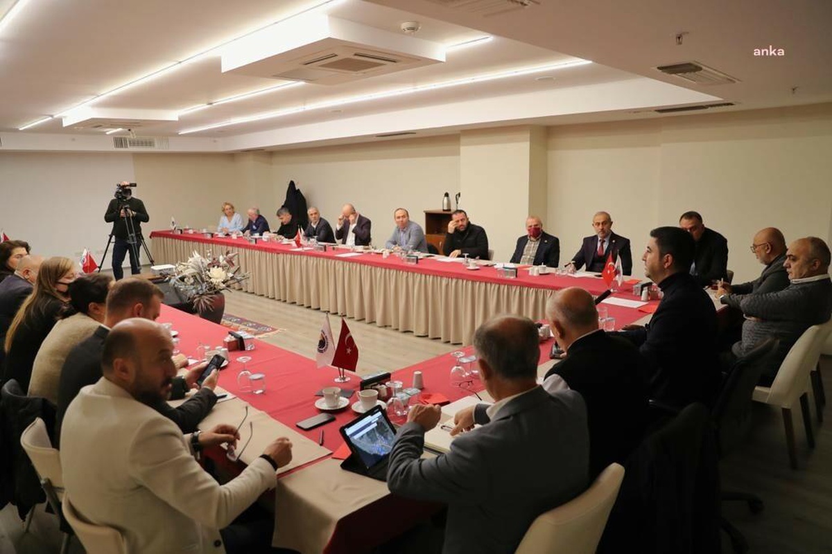 Kartal\'da 153. Muhtarlar Toplantısı Yapıldı