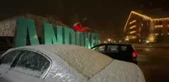 Palandöken Kayak Merkezinde kar yağışı etkili oldu