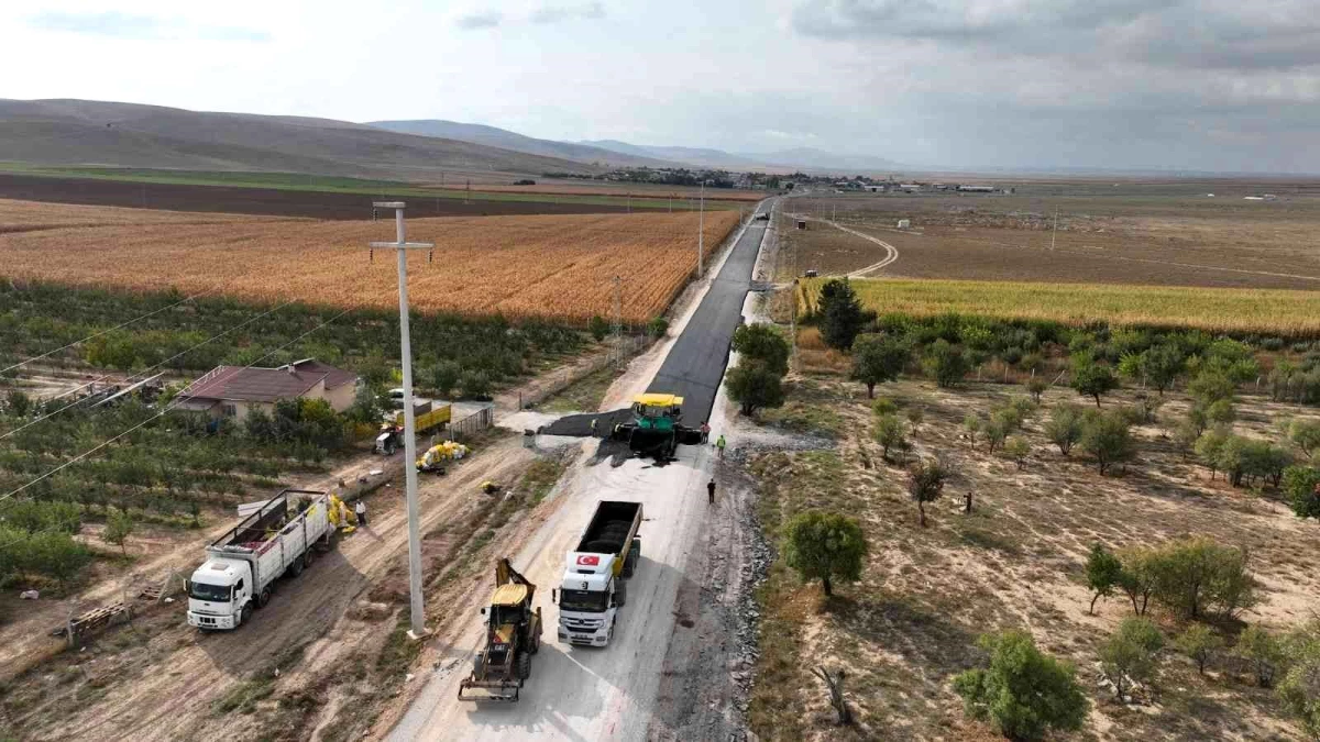 Selçuklu\'da dış mahallelerin yol konforu yükseldi