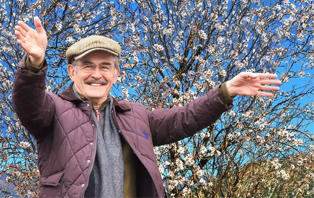 Yılmaz Büyükerşen: Türk Kadınına Seçme ve Seçilme Hakkının Verilmesinin 88\'inci Yılını Kutluyorum