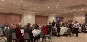 '39. Uluslararası İstanbul Kitap Fuarı'nın onur yazarı Nazlı Eray'a plaket takdim edildi