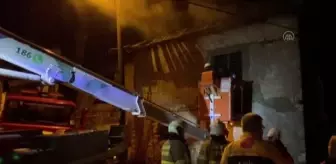 BALIKESİR - Bir evde çıkan yangında yaşlı kadın hayatını kaybetti